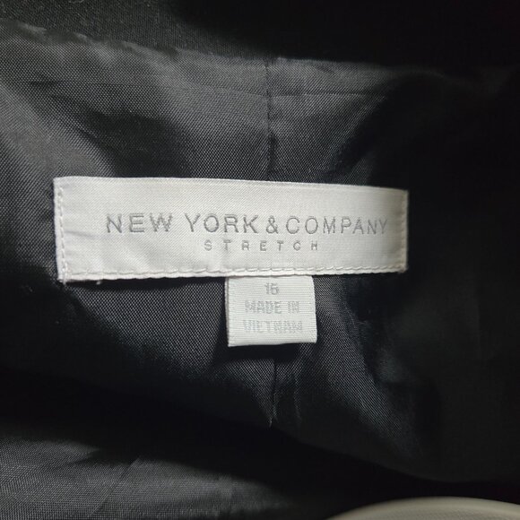 New York & Company Women's Classic Stretch Blazer in Black, Size 16 - Picture 3 of 8